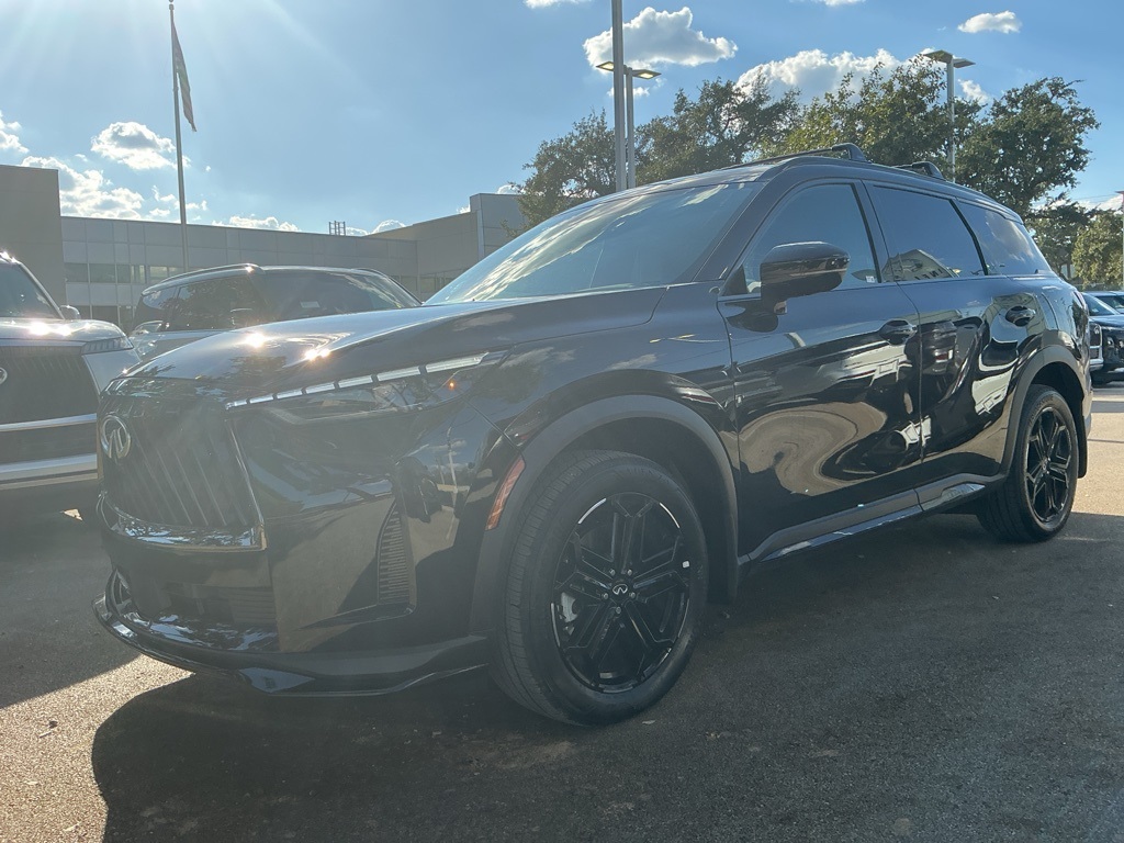 2026 Infiniti QX60 Luxe photo 2