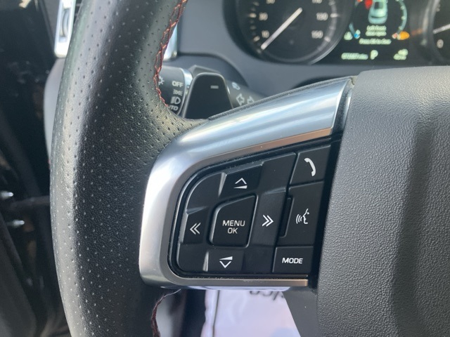 2019 Land Rover Discovery Sport HSE photo 24