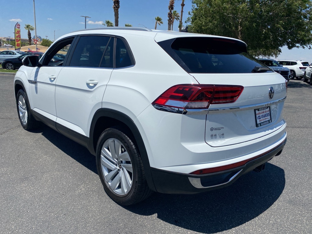 2022 Volkswagen Atlas Cross Sport V6 SE Technology photo 4