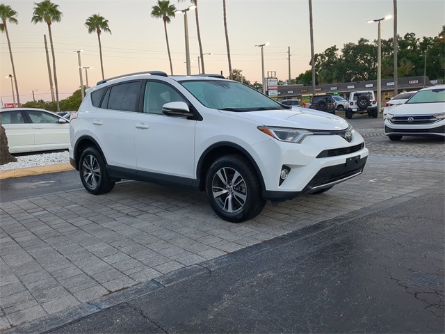 2018 Toyota RAV4 Adventure XLE photo 2