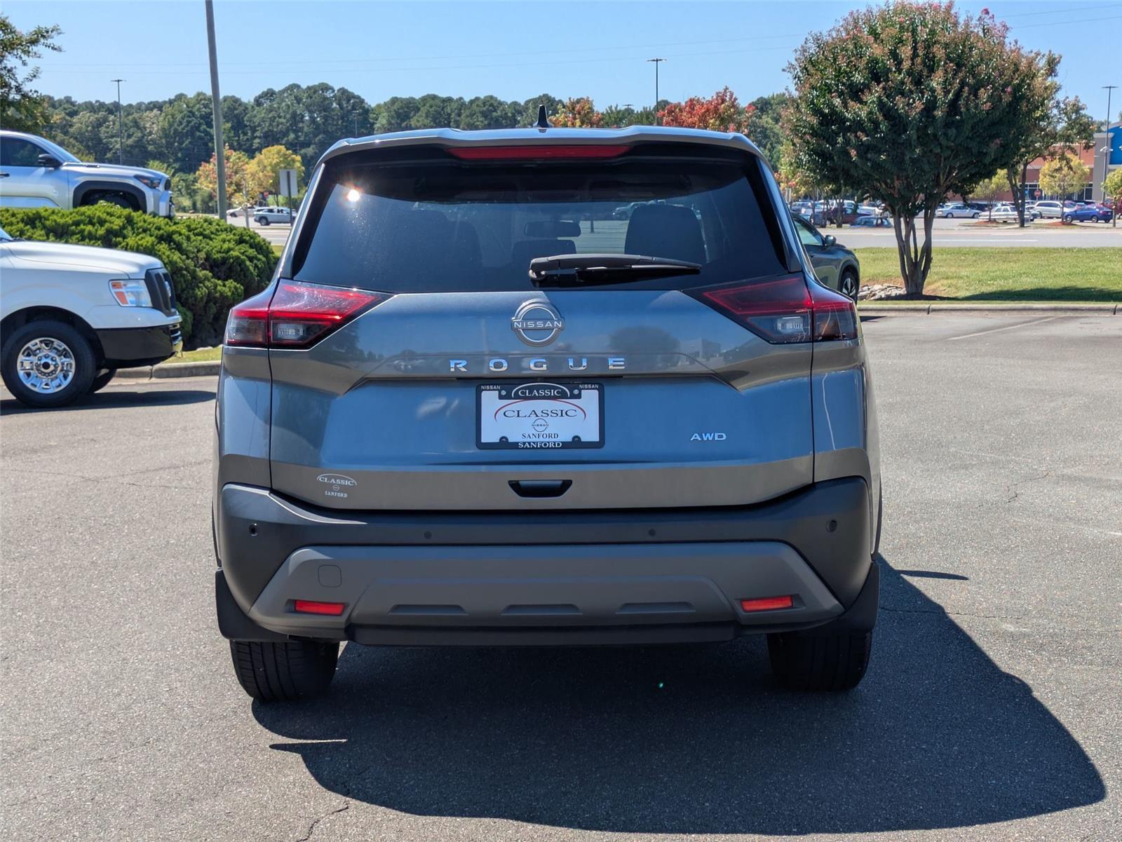 2023 Nissan Rogue S photo 5