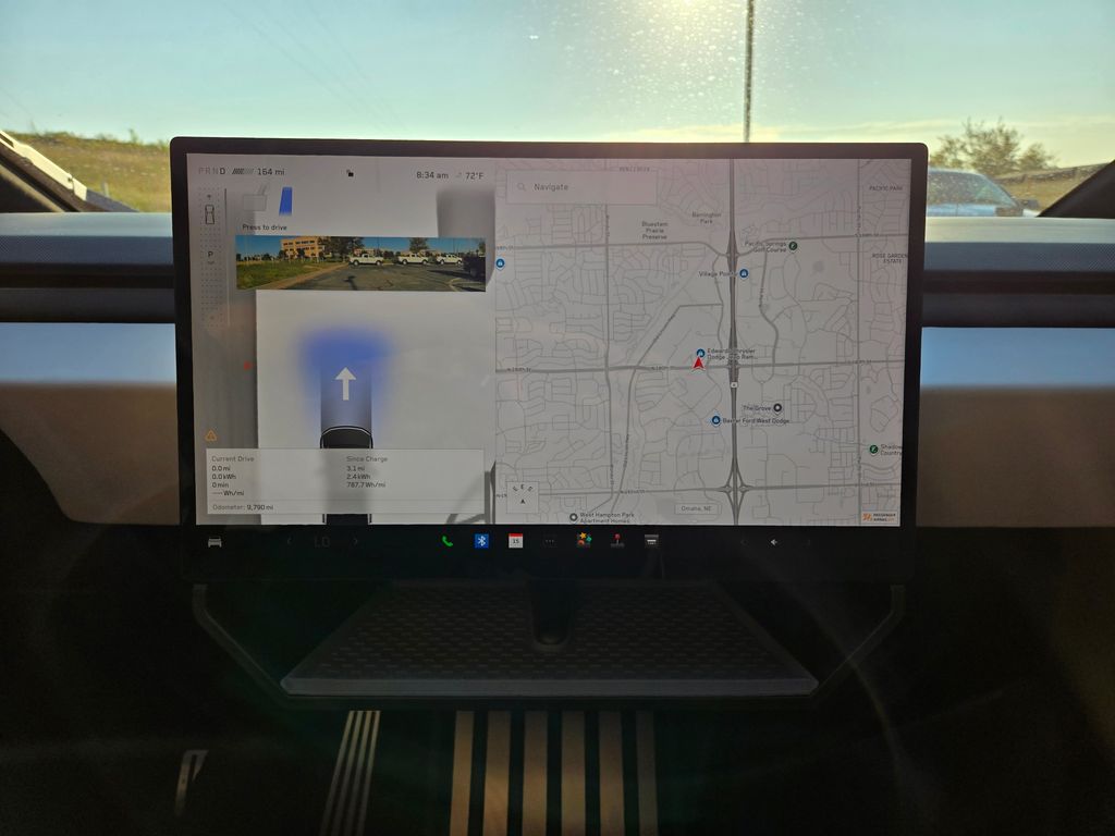 2024 Tesla Cybertruck photo 16