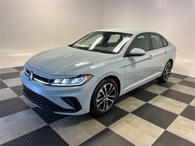 2026 Volkswagen Jetta 1.5T Sport photo 3