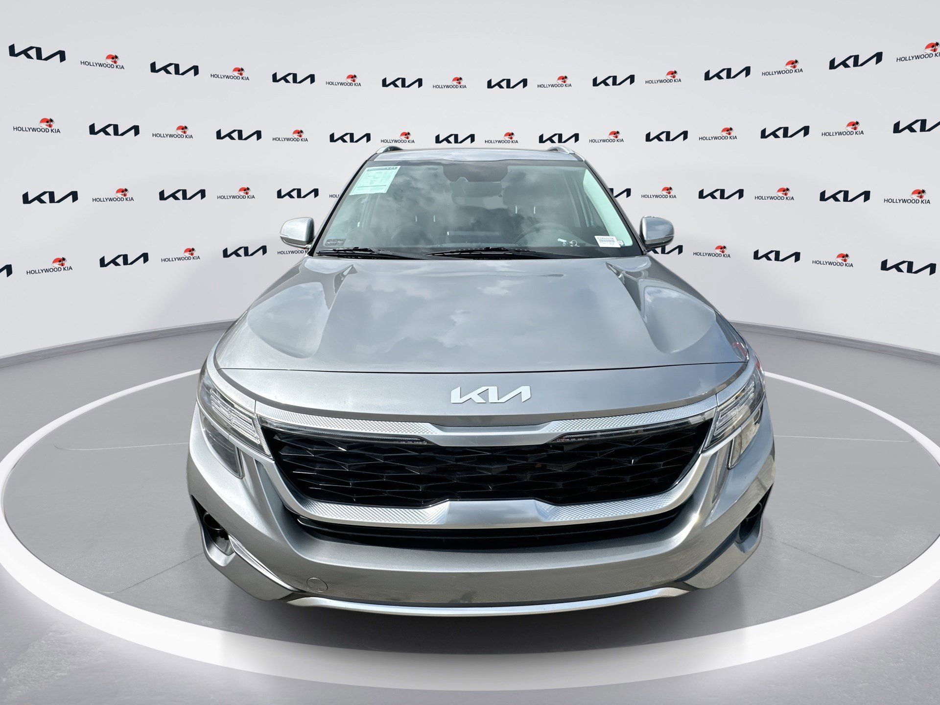 2022 Kia Seltos S Nightfall Edition photo 2