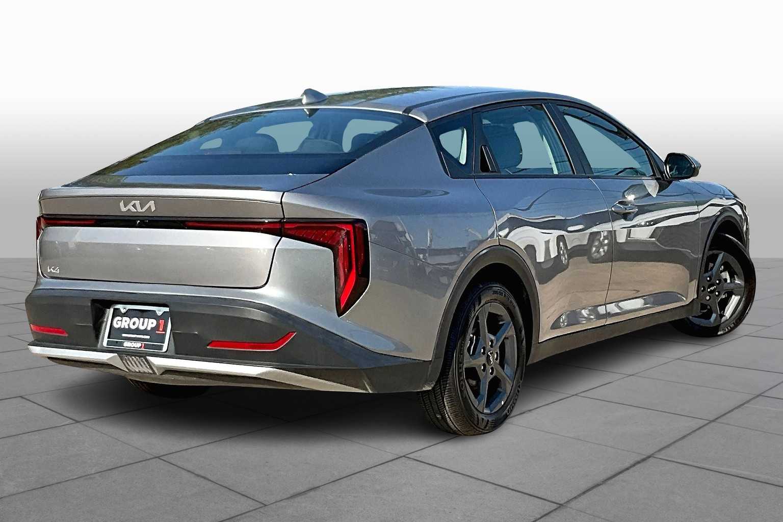2025 Kia K4 LXS photo 11