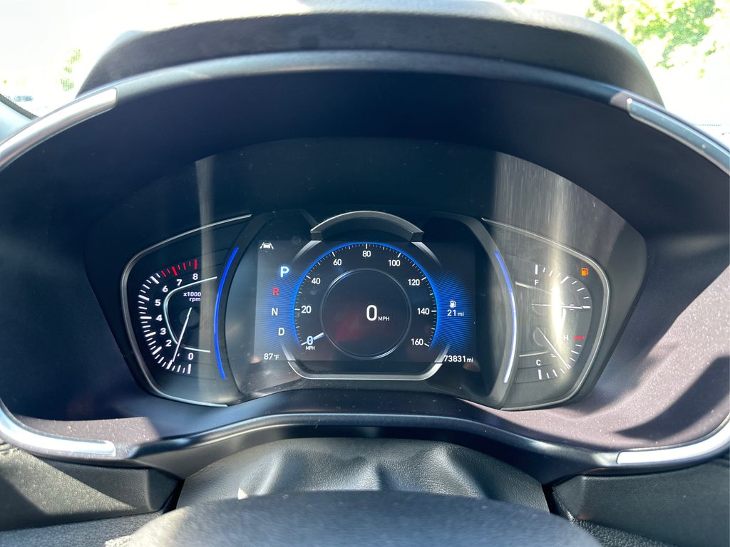 2019 Hyundai Santa Fe SEL photo 14