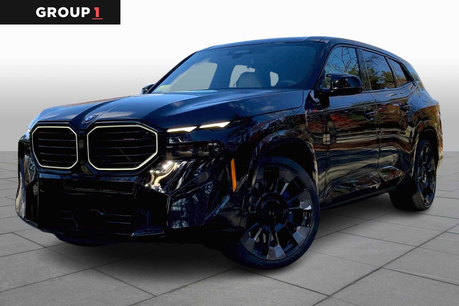 2026 BMW XM Base's photo