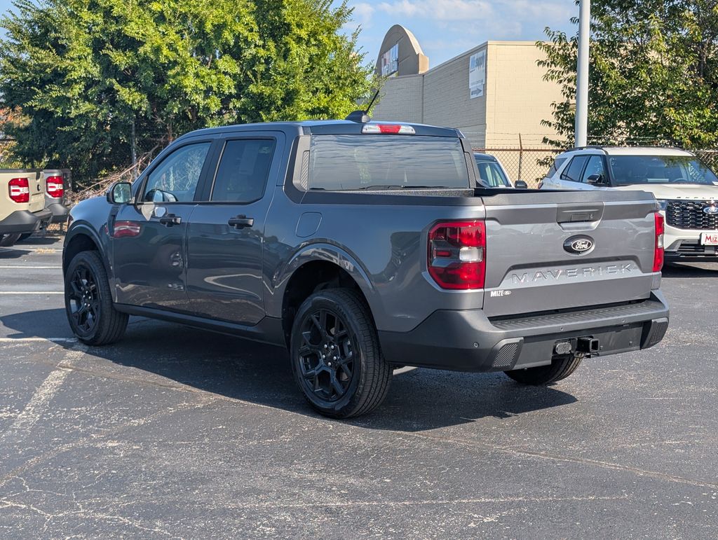 2025 Ford Maverick XLT photo 3