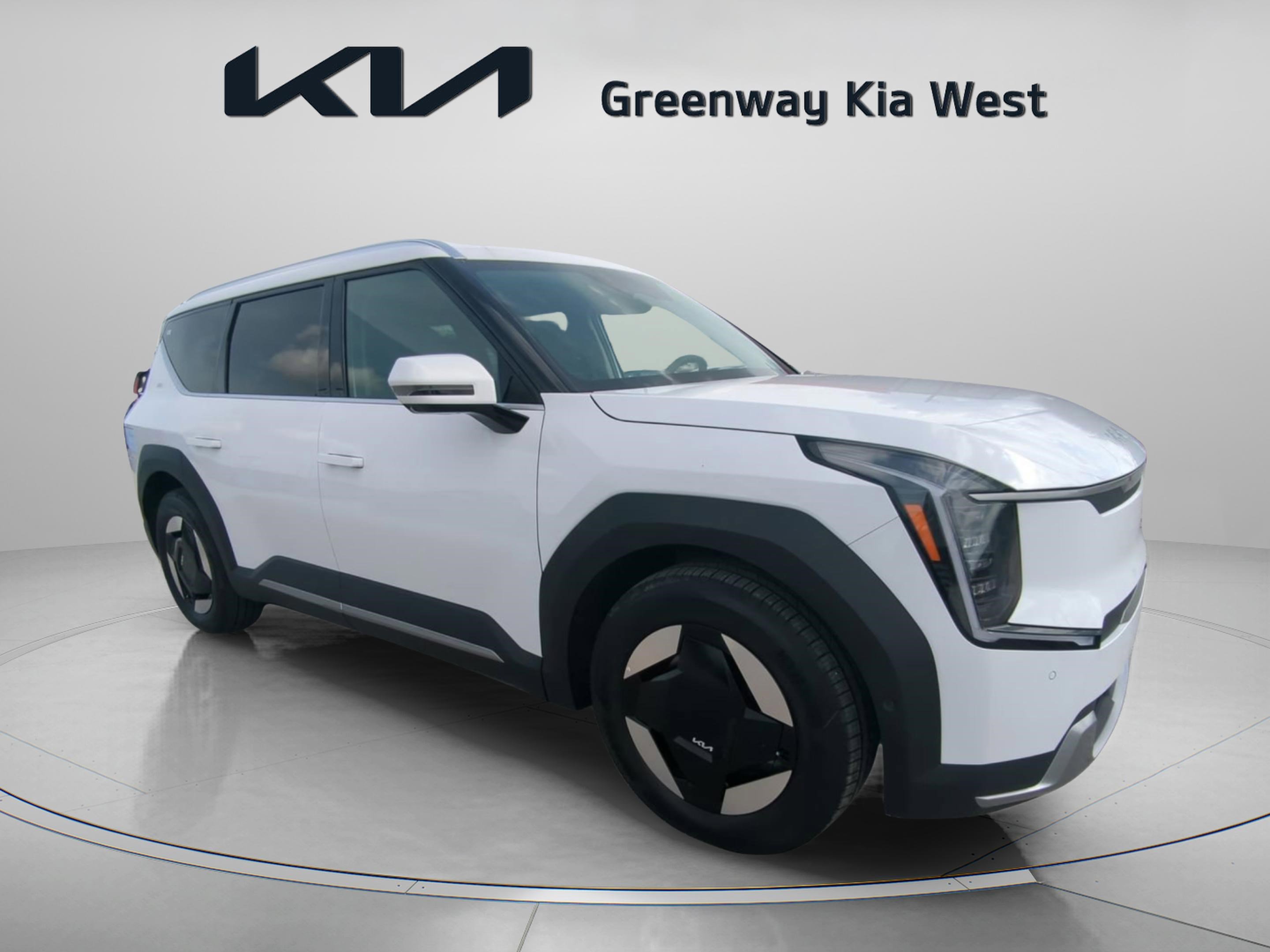 2026 Kia EV9 Wind's photo