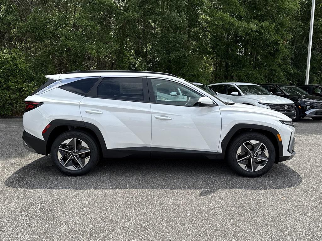2025 Hyundai Tucson SEL photo 2