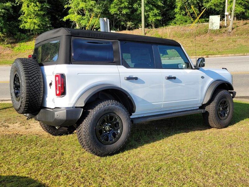 2024 Ford Bronco Wildtrak photo 12