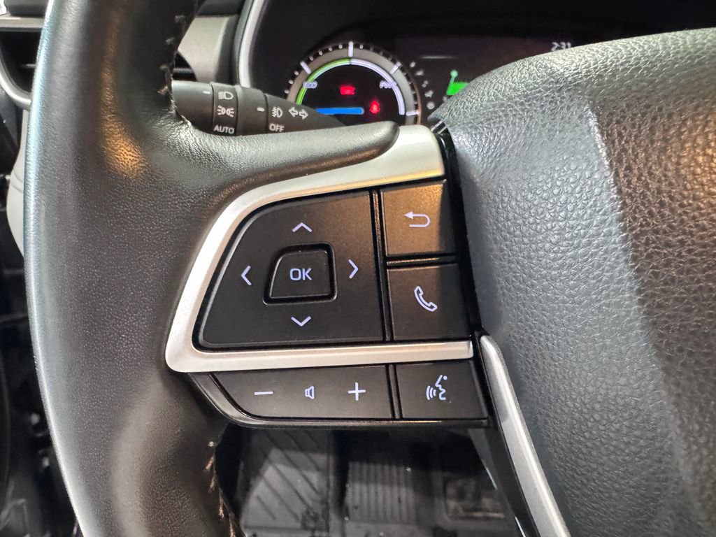 2022 Toyota Highlander Hybrid XLE photo 16