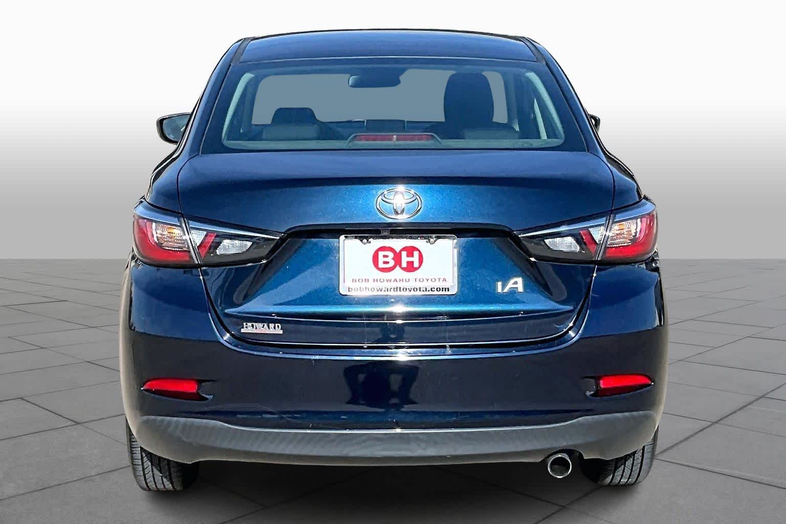 2018 Toyota Yaris iA photo 3