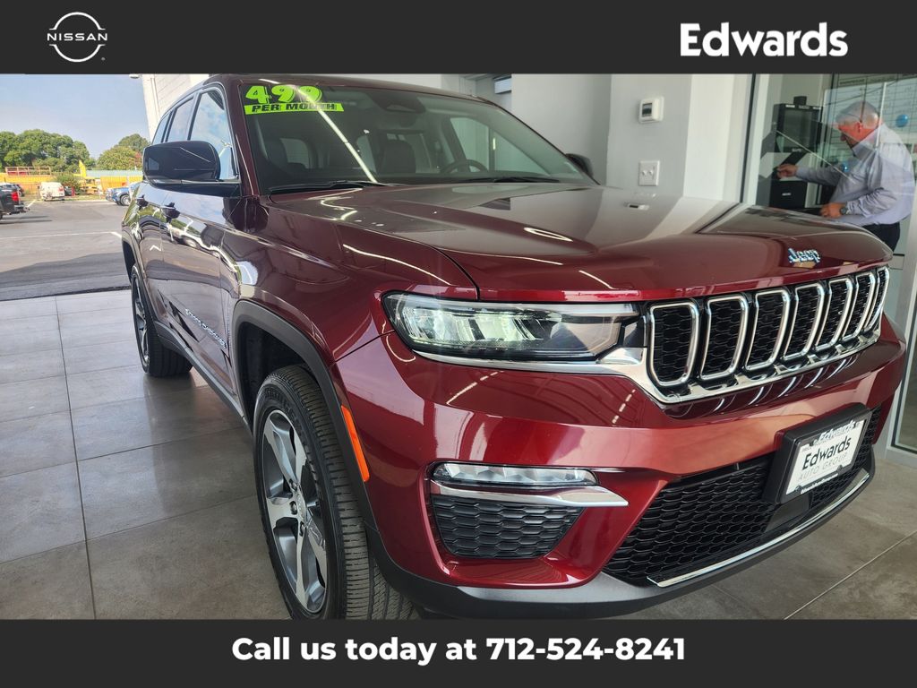 2023 Jeep Cherokee 4xe photo 2
