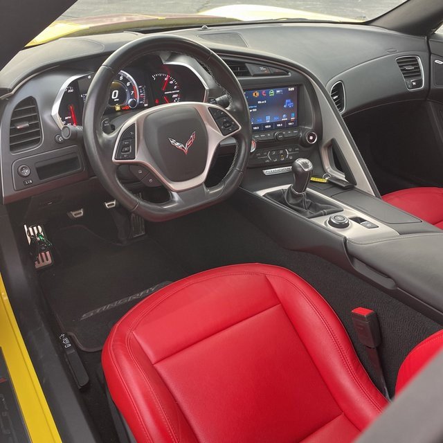 2019 Chevrolet Corvette Stingray 1LT Coupe photo 4