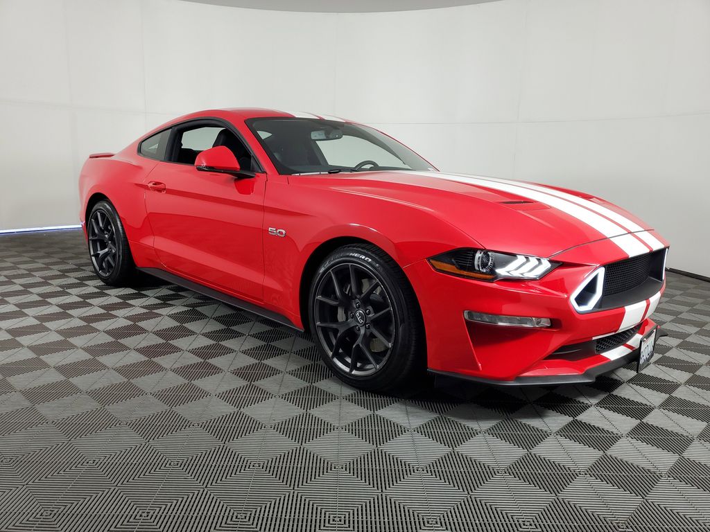 2019 Ford Mustang GT photo 2
