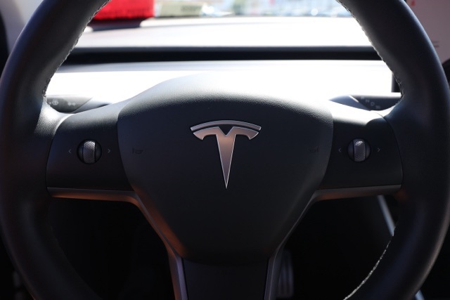 2021 Tesla Model Y Performance photo 22