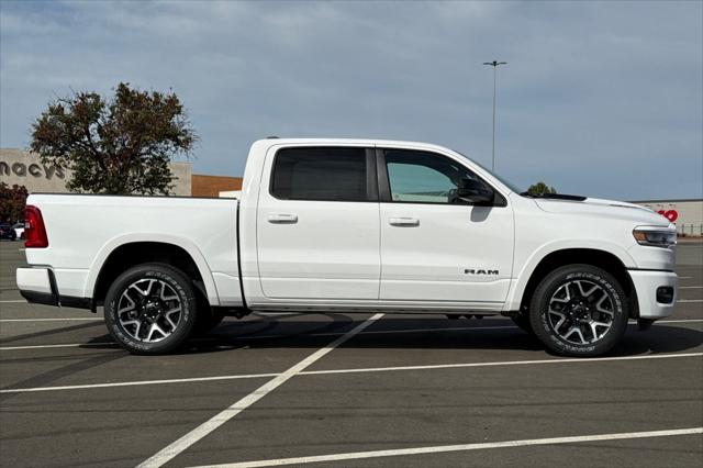 2025 Ram 1500 Laramie photo 2