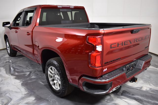 2022 Chevrolet Silverado 1500 RST photo 3
