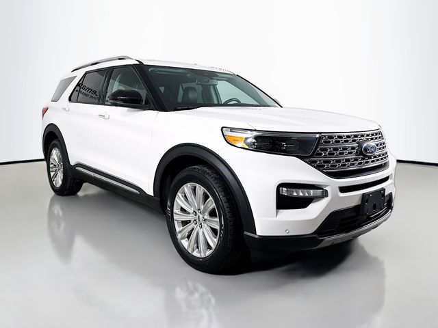 2023 Ford Explorer Limited's photo
