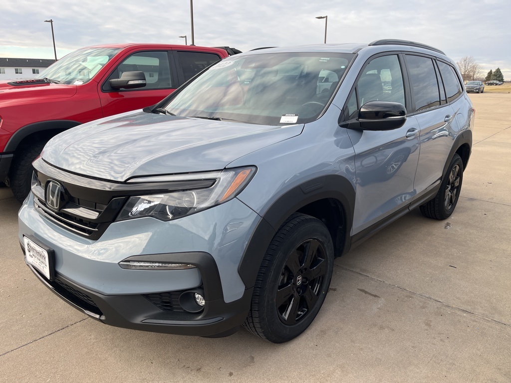 2022 Honda Pilot TrailSport's photo