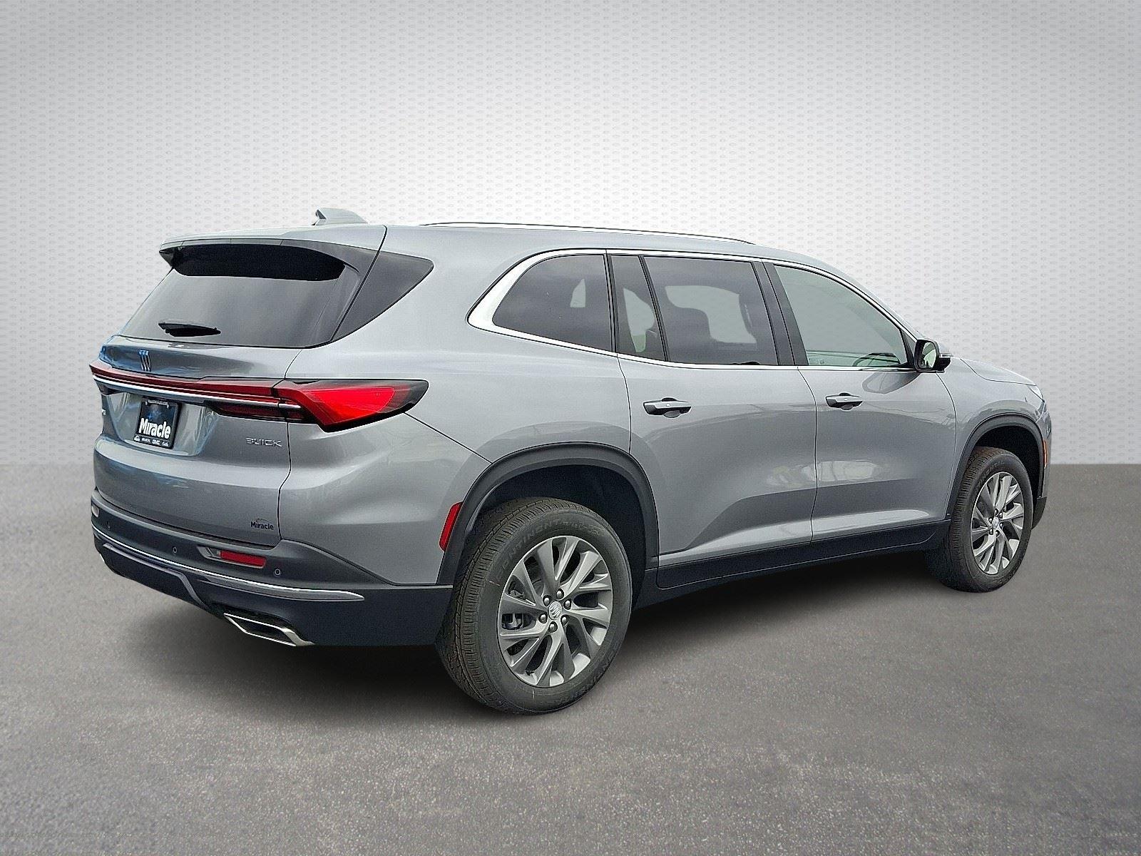 2026 Buick Enclave Preferred photo 4