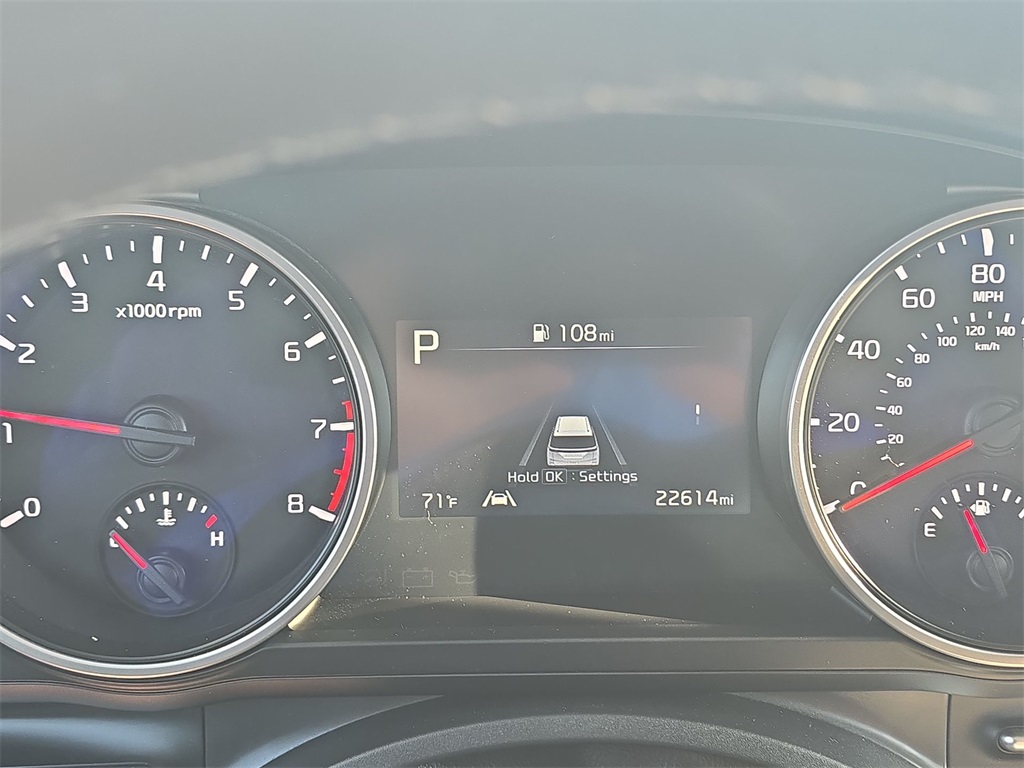2023 Kia Carnival LX photo 21