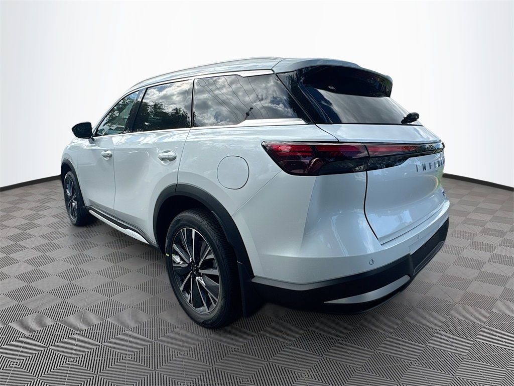 2026 Infiniti QX60 Luxe photo 7