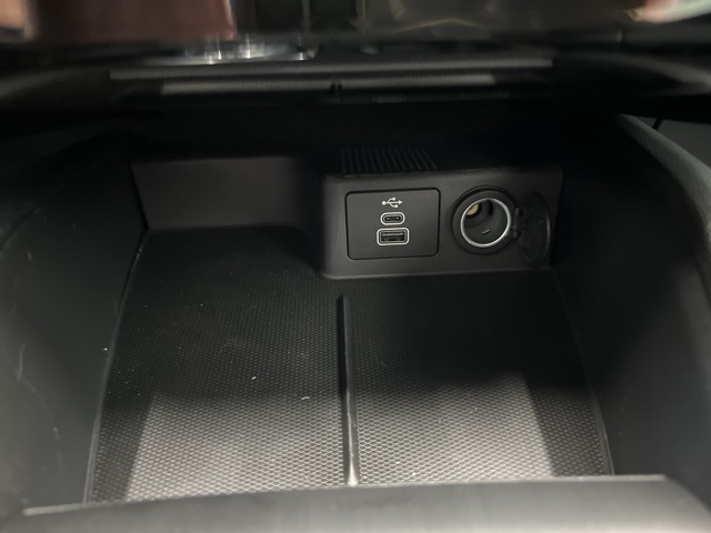 2025 Ford Escape ST-Line photo 23