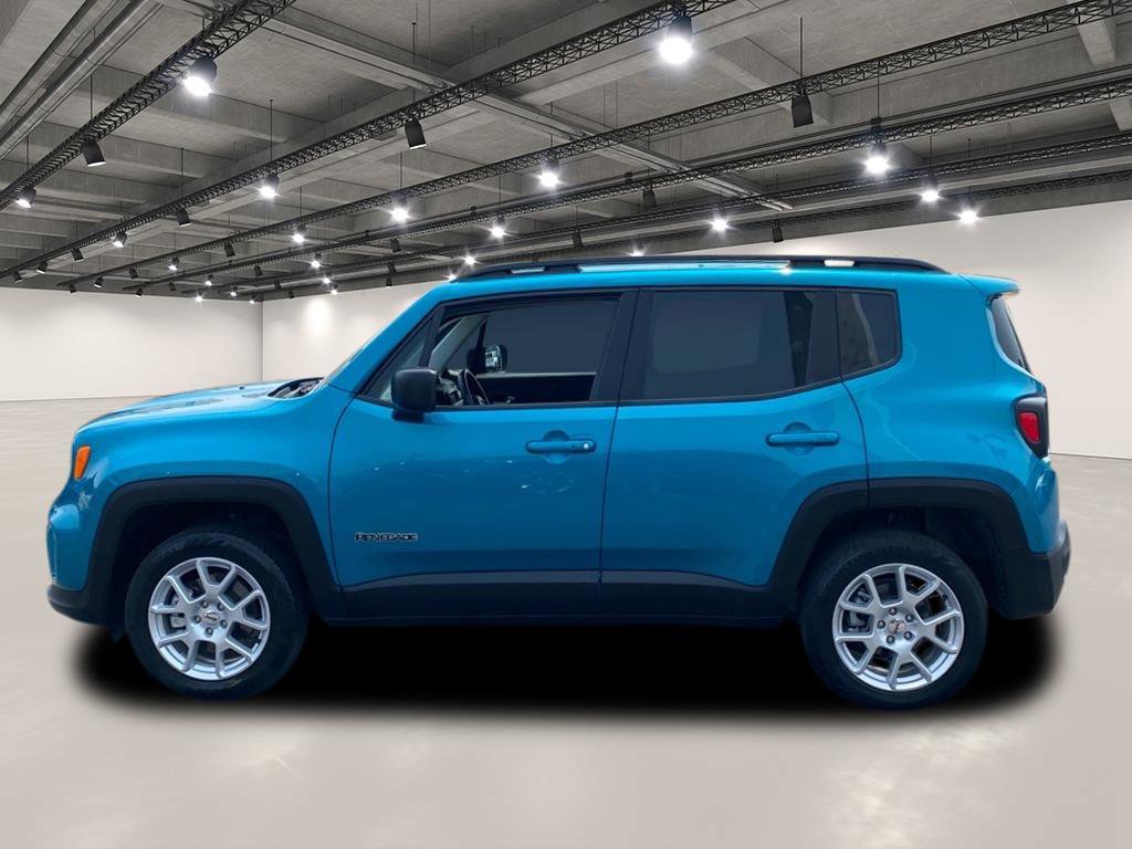 2022 Jeep Renegade Latitude photo 2