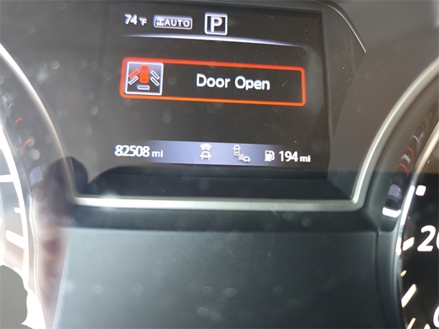 2018 Nissan Pathfinder SL photo 14