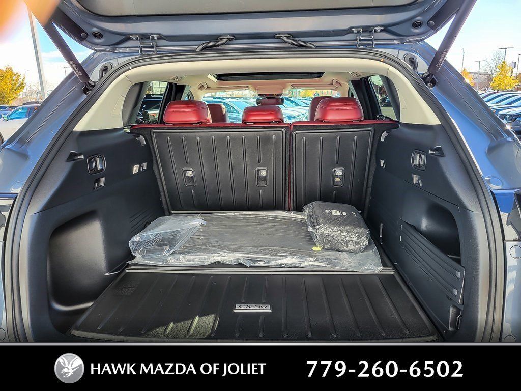 2025 MAZDA CX-50 - Image 18