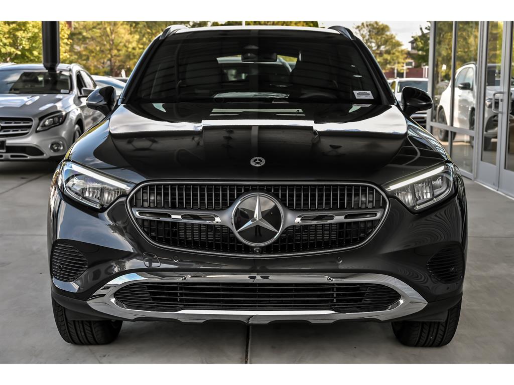 2026 Mercedes Benz GLC 300 4MATIC photo 2