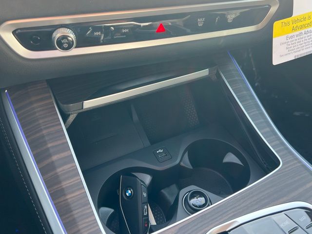2025 Bmw X5 xDrive50e photo 13