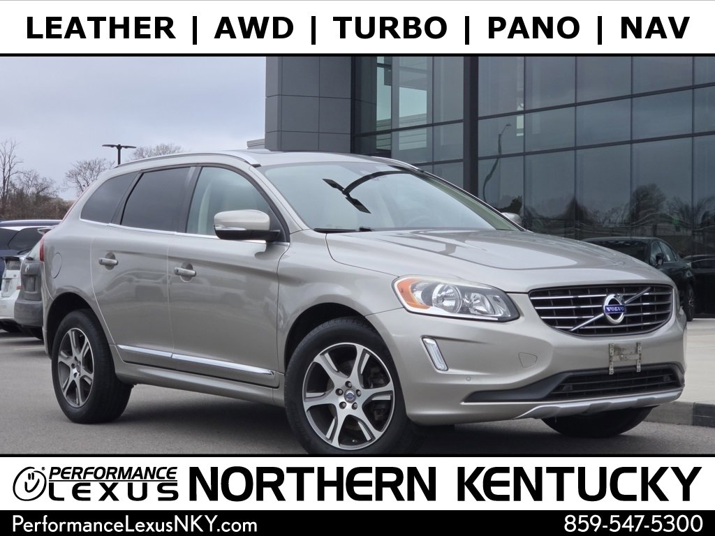 2015 Volvo XC60 T6 Platinum's photo