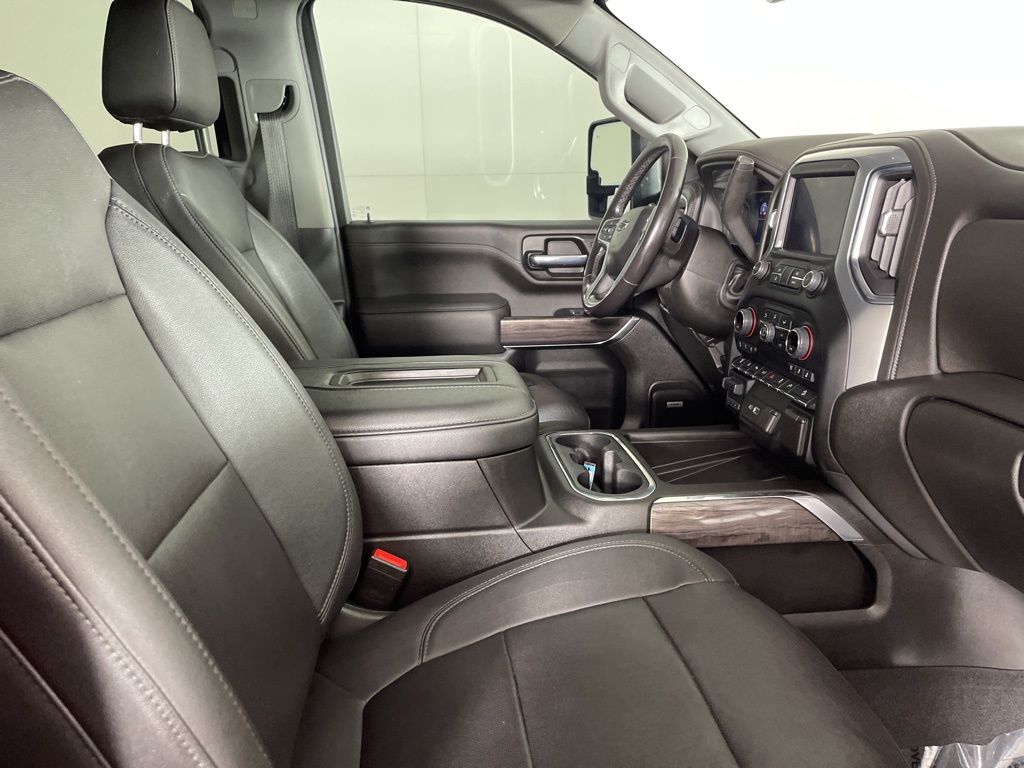 2022 Chevrolet Silverado 2500HD LTZ photo 13