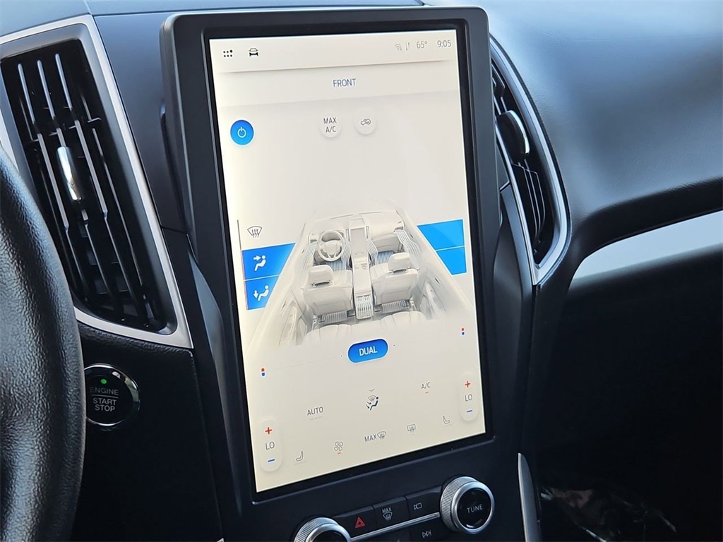 2023 Ford Edge SEL photo 20