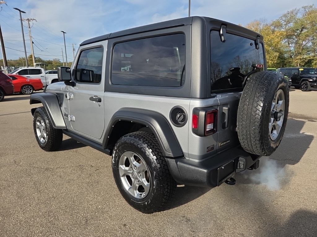 2021 Jeep Wrangler Sport S photo 3