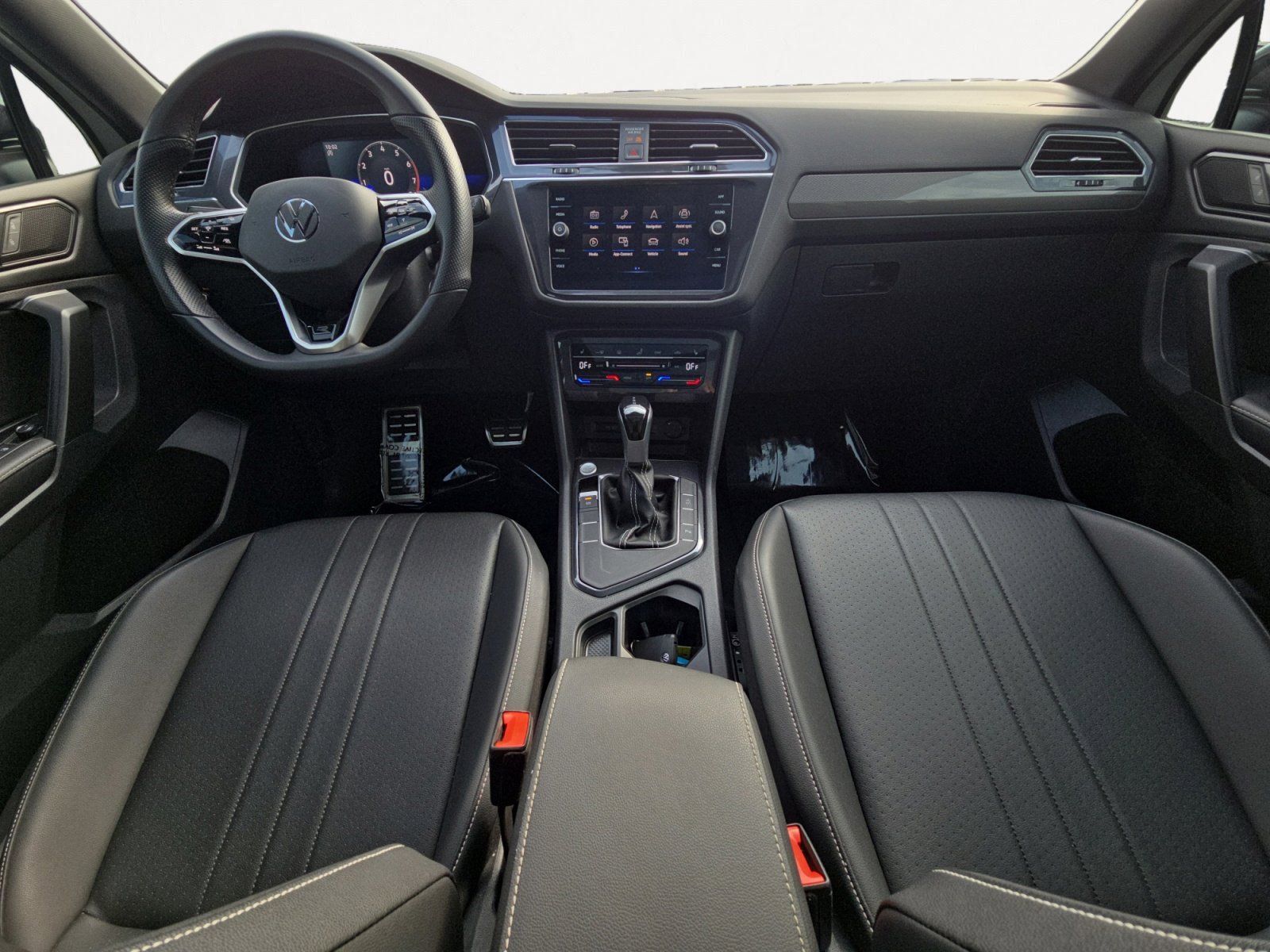 2023 Volkswagen Tiguan SE R-Line Black photo 3