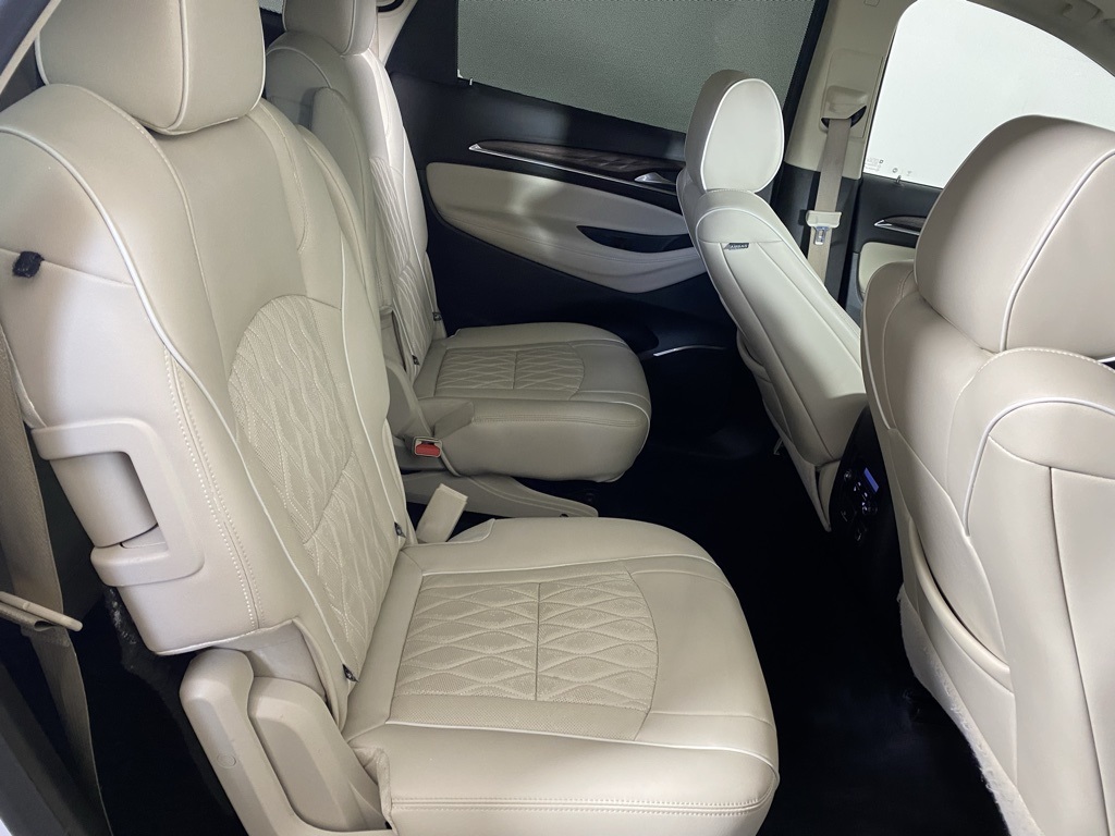 2022 Buick Enclave Avenir photo 31