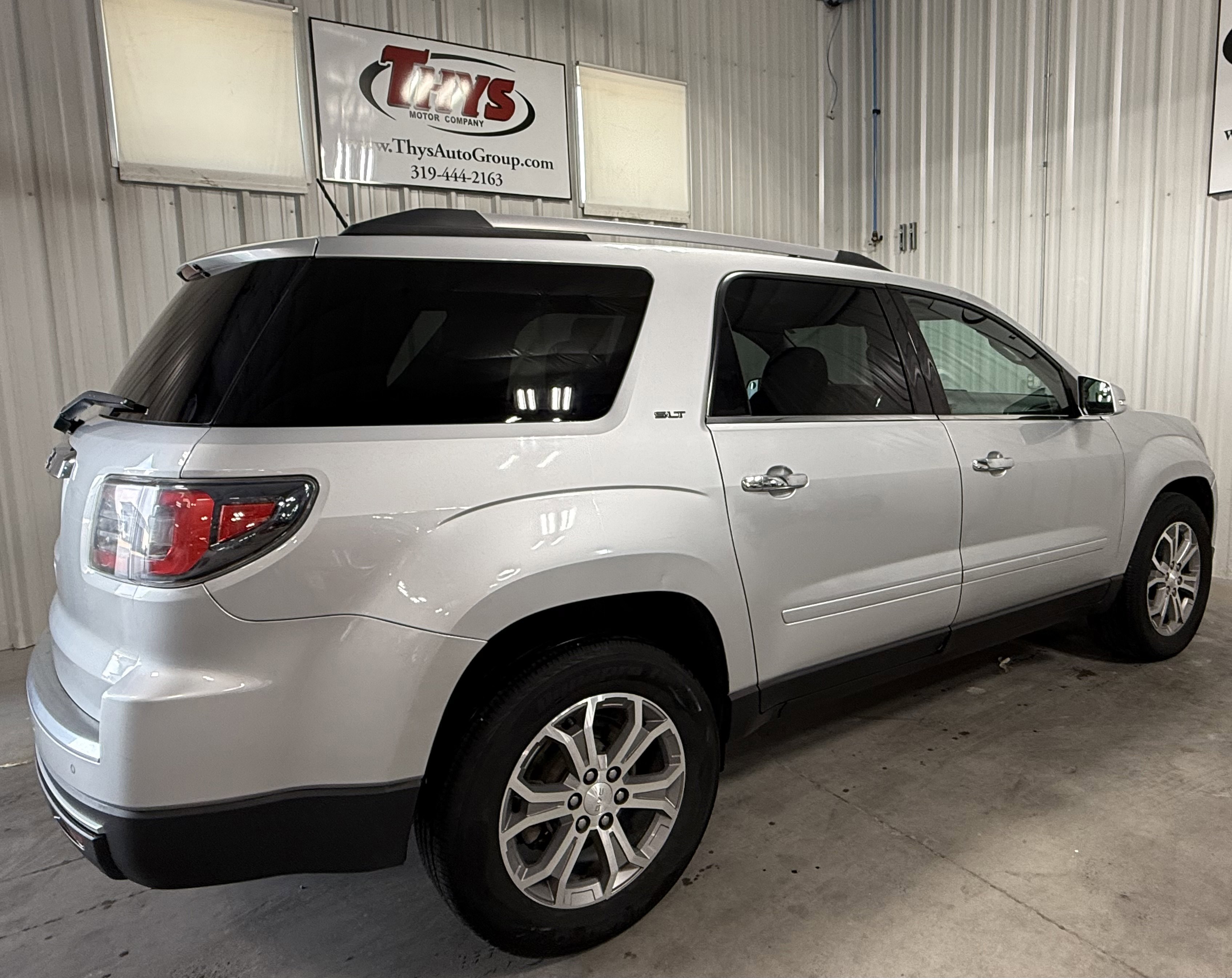 2014 Gmc Acadia SLT photo 2