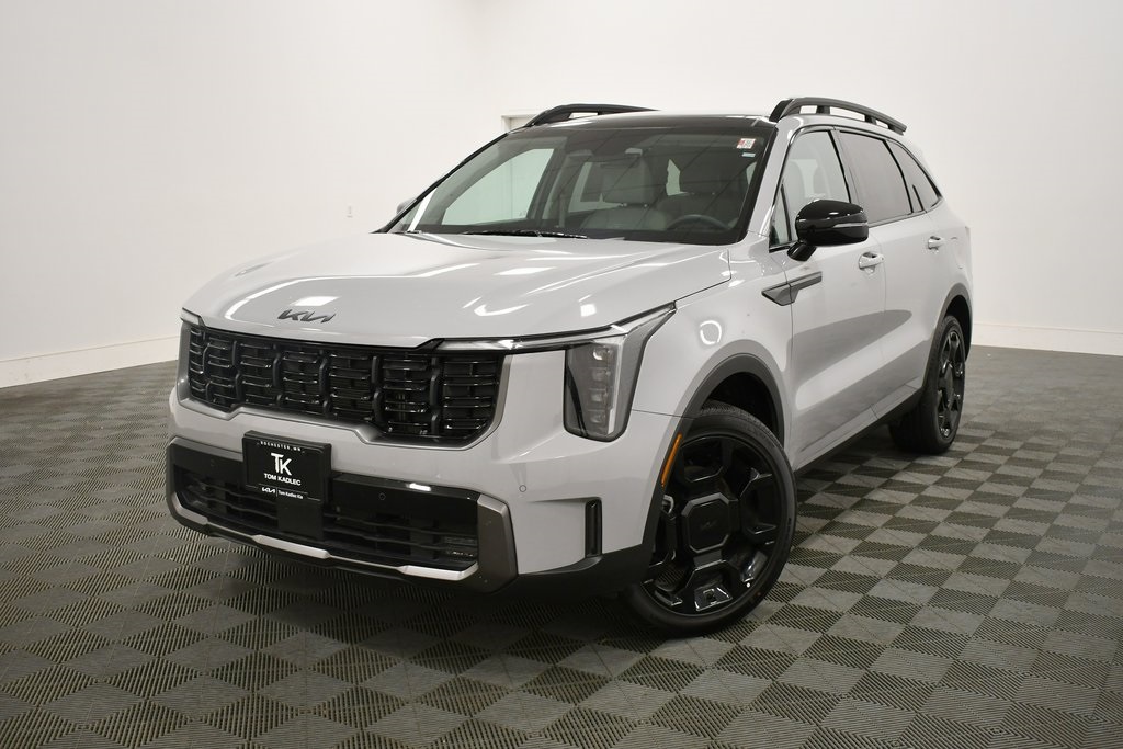 Certified 2025 Kia Sorento X-Line EX with VIN 5XYRHDJF8SG346563 for sale in Rochester, Minnesota