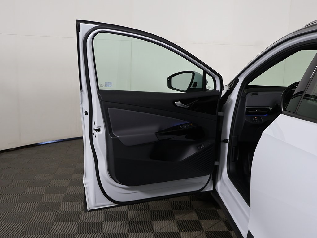 2022 Volkswagen ID.4 Pro S photo 17
