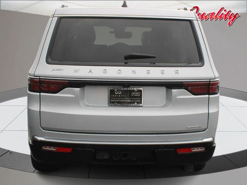 2024 Jeep Wagoneer Series II photo 4