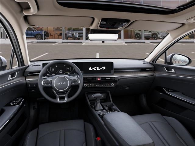 2025 Kia K5 EX photo 13