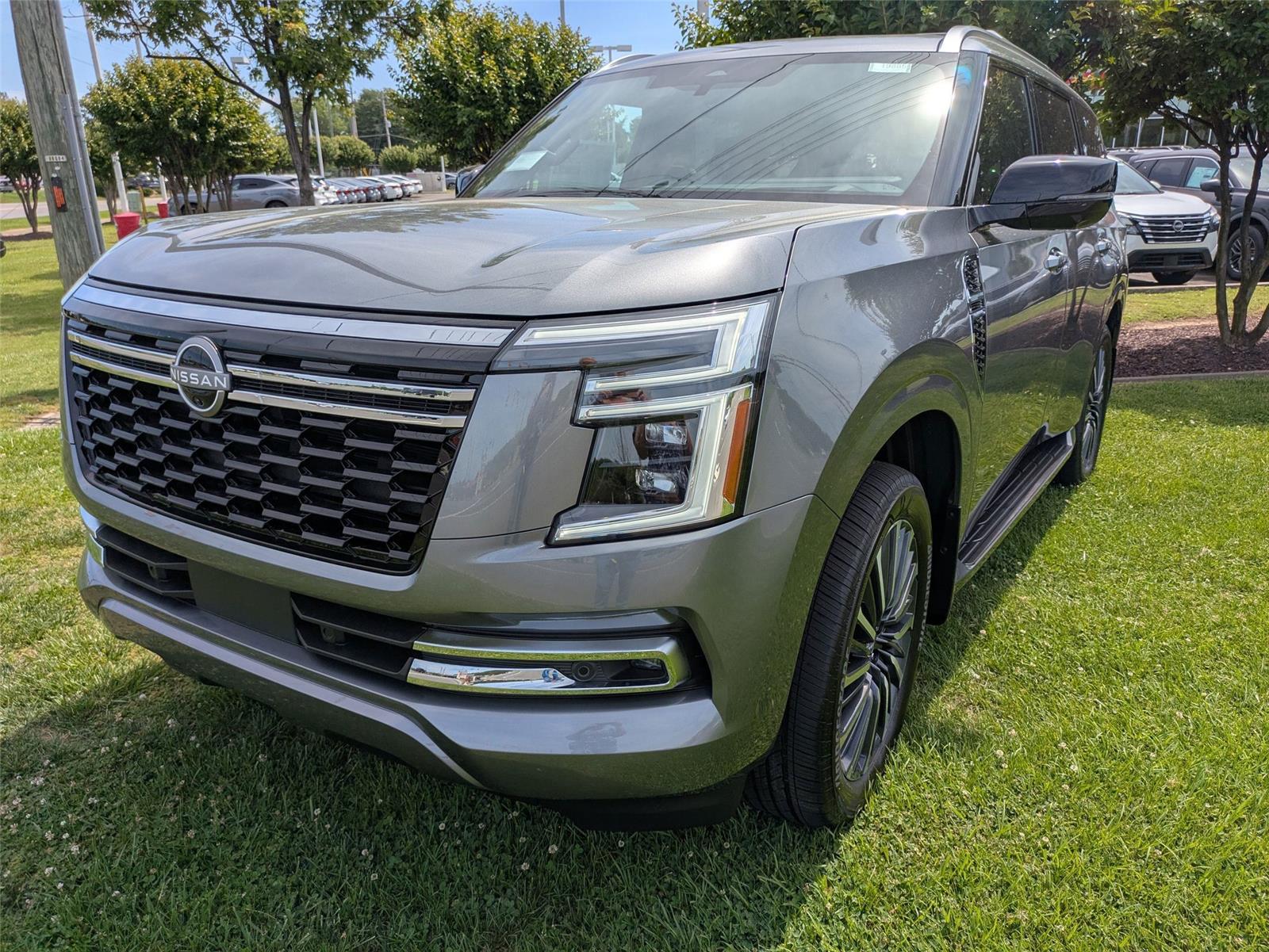 2025 Nissan Armada Platinum Reserve's photo