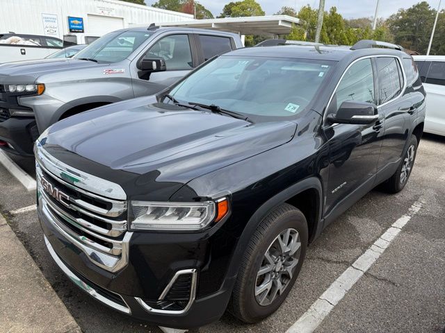 2023 GMC Acadia SLT's photo