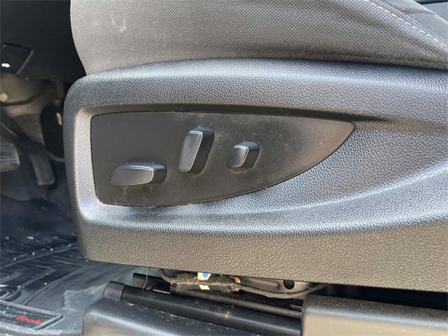 2020 Chevrolet Tahoe LS photo 14