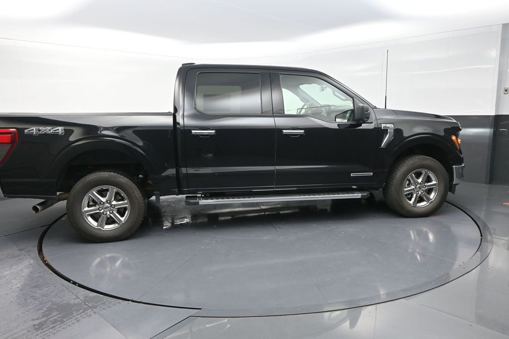 2024 Ford F-150 XLT photo 8