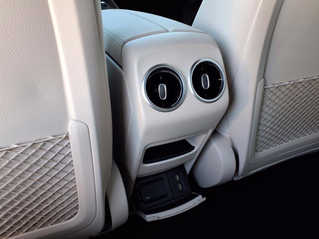 2026 Mercedes Benz GLA 250 photo 17